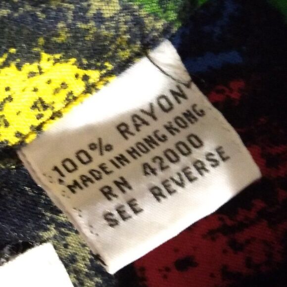 Vintage Islander Abstract Geometric Pattern Hawaiian Shirt - Picture 6 of 6